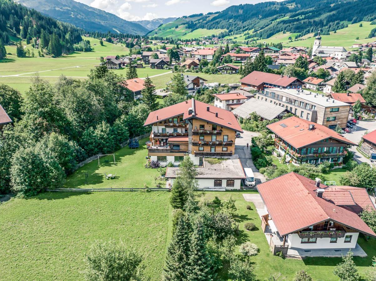 Haus Kristall Tannheim Exterior photo